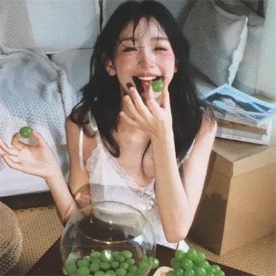 一个人不寂寞 封面